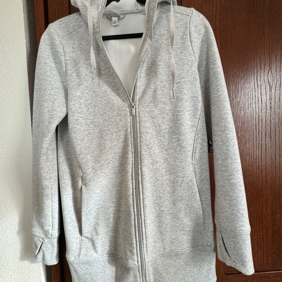Extra long gray zip hoodie - Picture 6 of 8